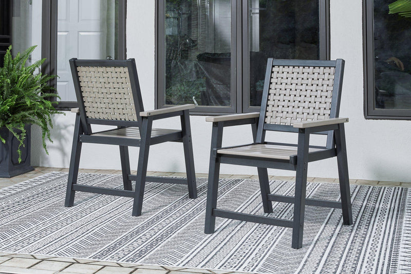 Mount Valley Outdoor Dining Set