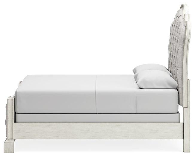 Arlendyne Upholstered Bed